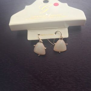 Pink Gemstone drop earrings💕